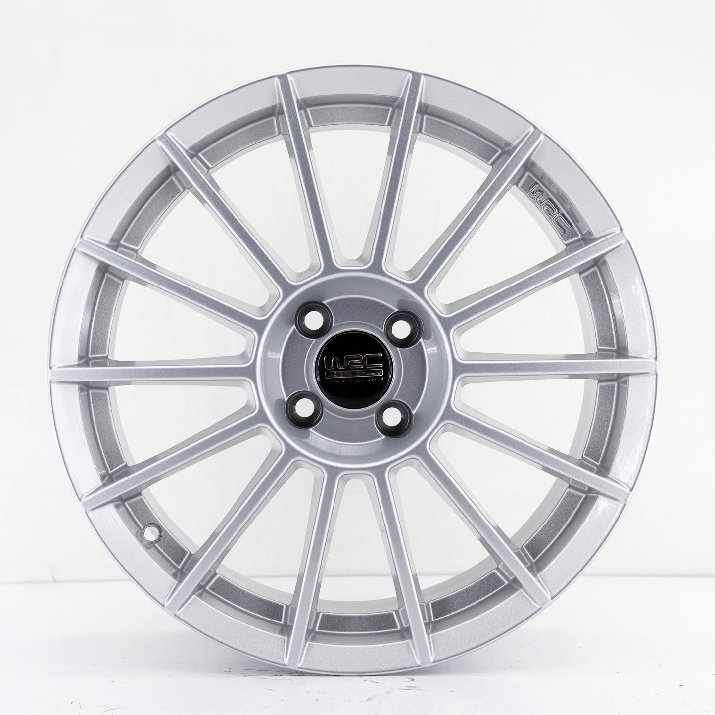DJ 17 inç 4*100 ET35 Metalik Gri Jant Takımı (J-2259) Modelleri