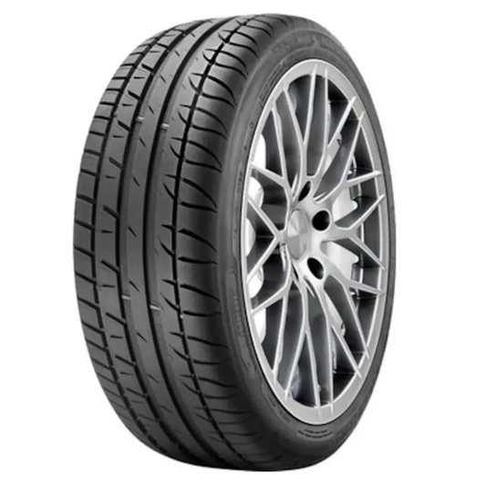 Taurus High Performance 215/60R16 99V XL