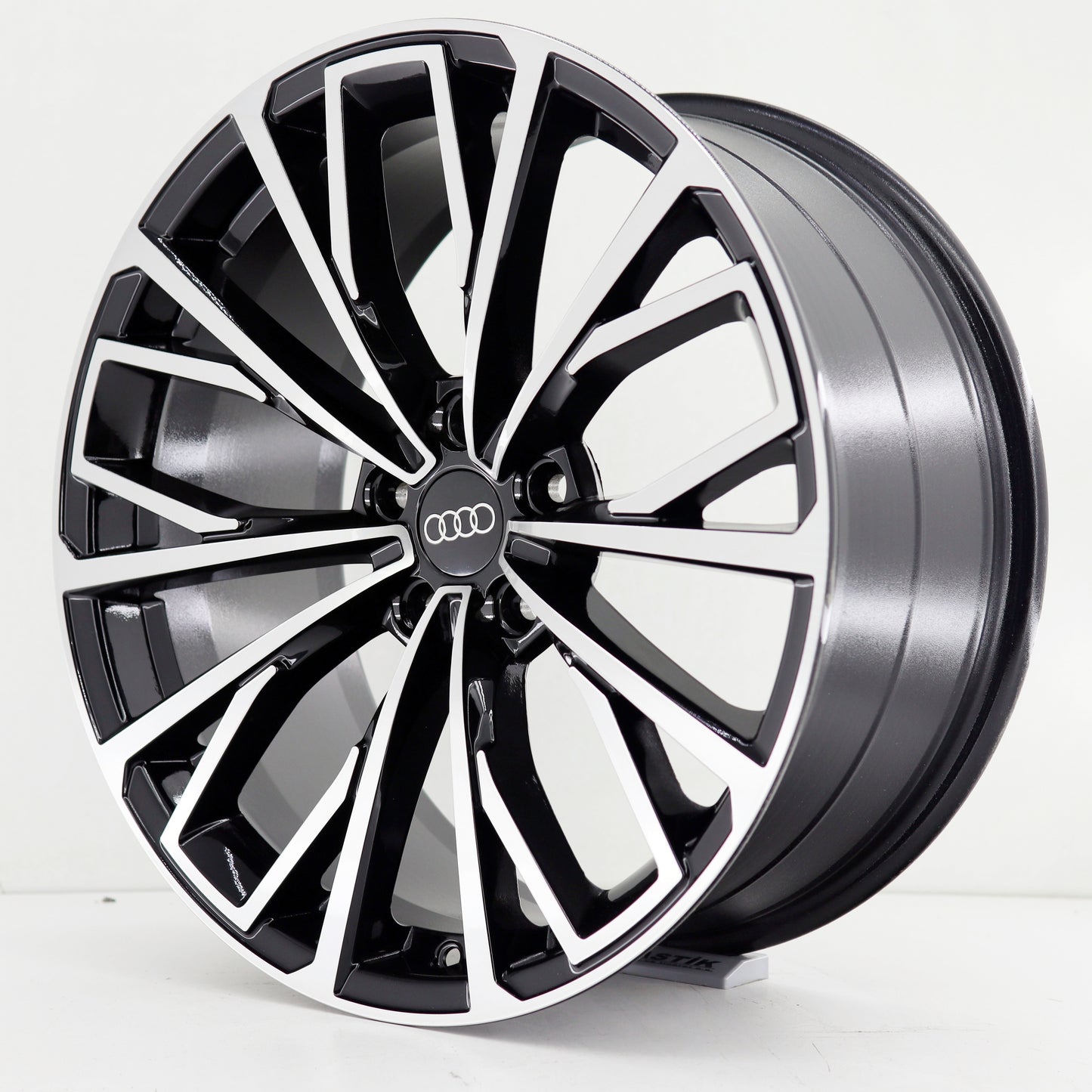R1 Wheels 19 inç 5*112 ET35 Siyah Jant Takımı (J-574) - KolayOto