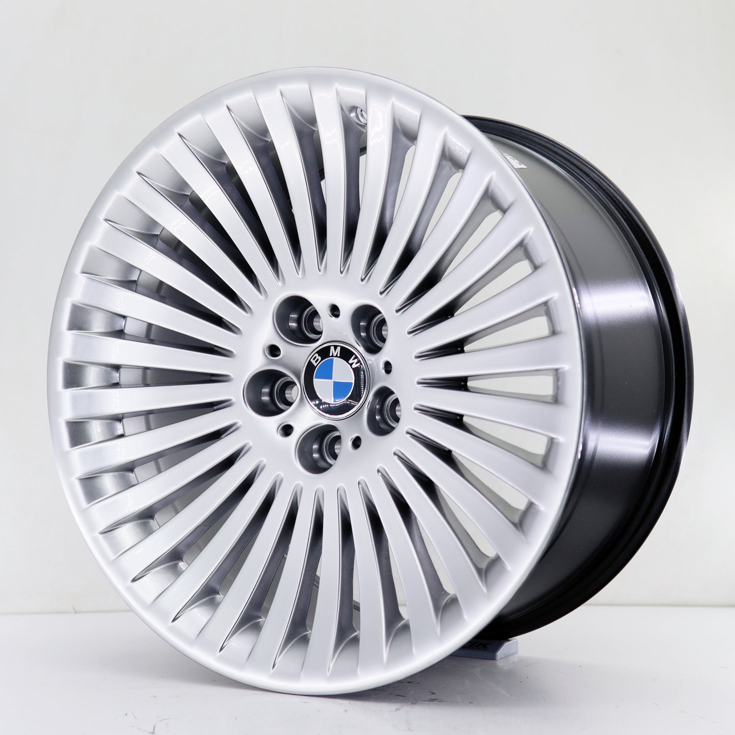 BK 19 inç 5*120 ET24 Metalik Gri Jant Takımı (J-1741)