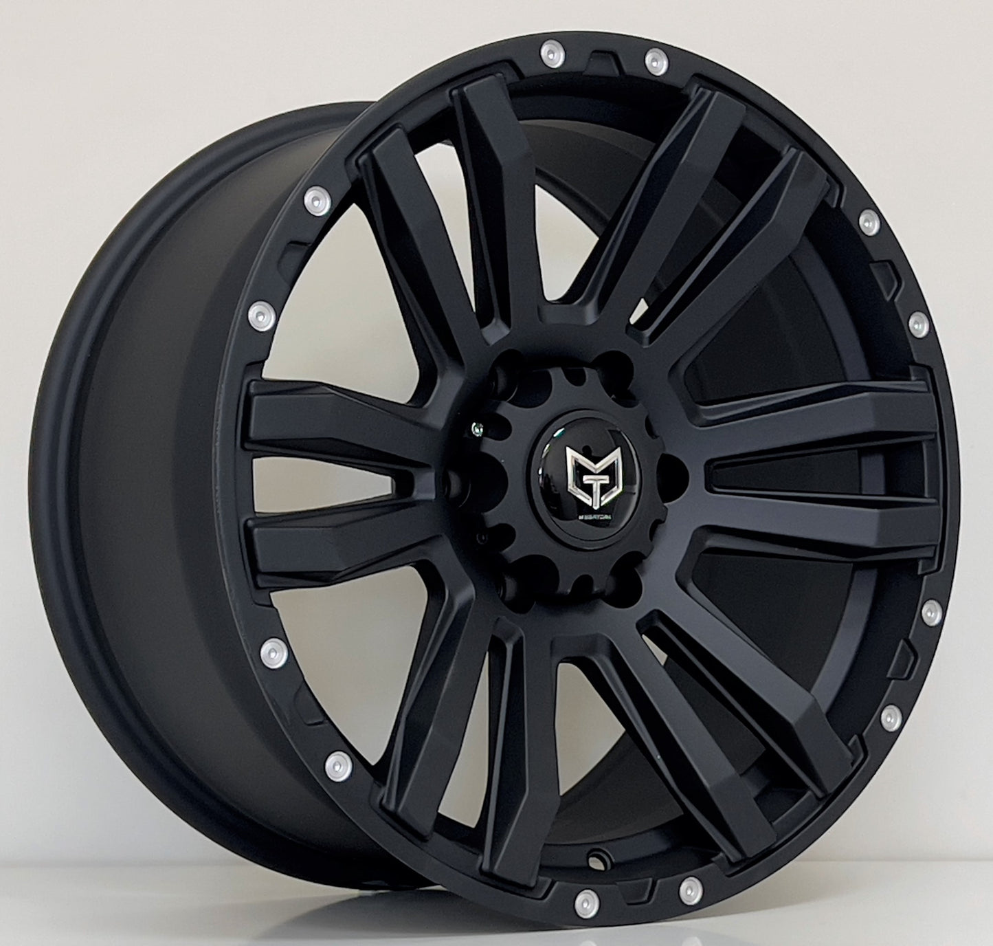 Tork 18 inç 6*139.7 ET10 Mat Siyah Jant Takımı (J-3826)