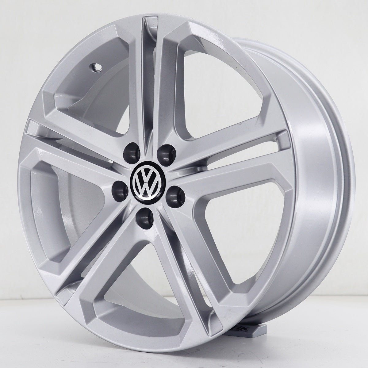 STW 17 inç 4*100 ET45 Metalik Gri Jant Takımı (J-3664)