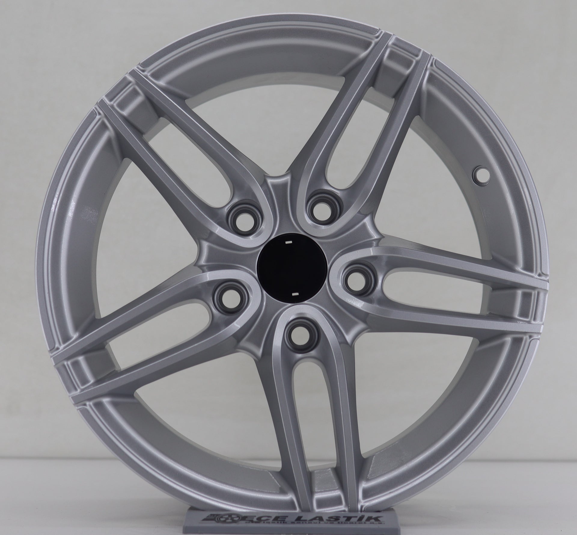 R1 Wheels 15 inç 5*112 ET35 Metalik Gri Jant Takımı (J-1067)