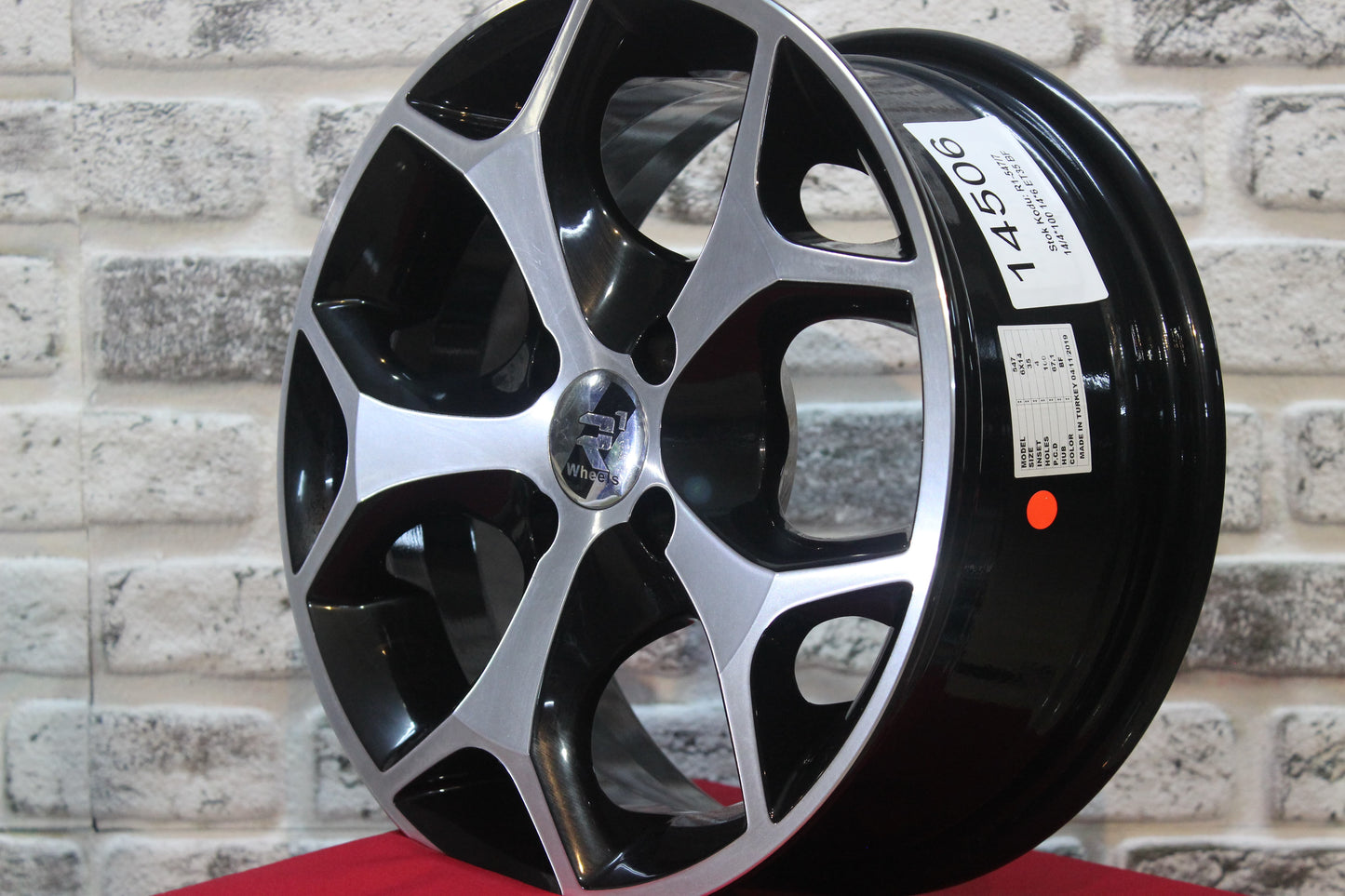 R1 Wheels 14 inç 4*100 ET35 Siyah Jant Takımı (J-1382) - KolayOto