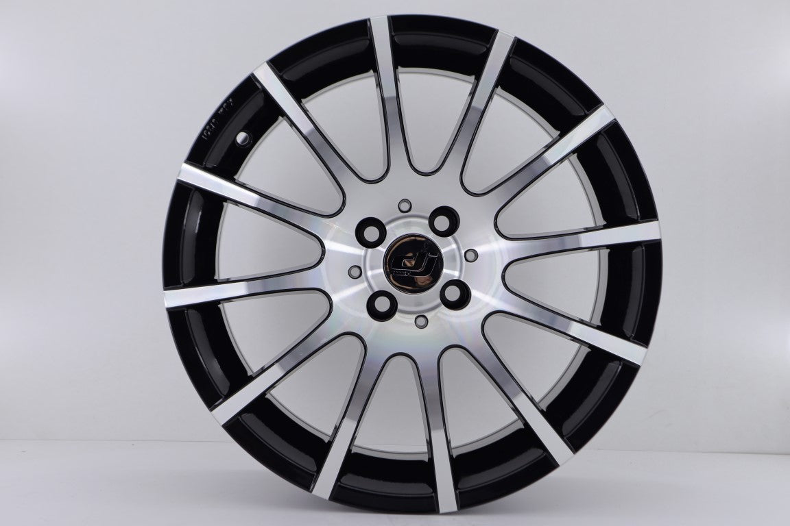 R1 Wheels 17 inç 4*100 ET42 Parlak Siyah Jant Takımı (J-895) - KolayOto