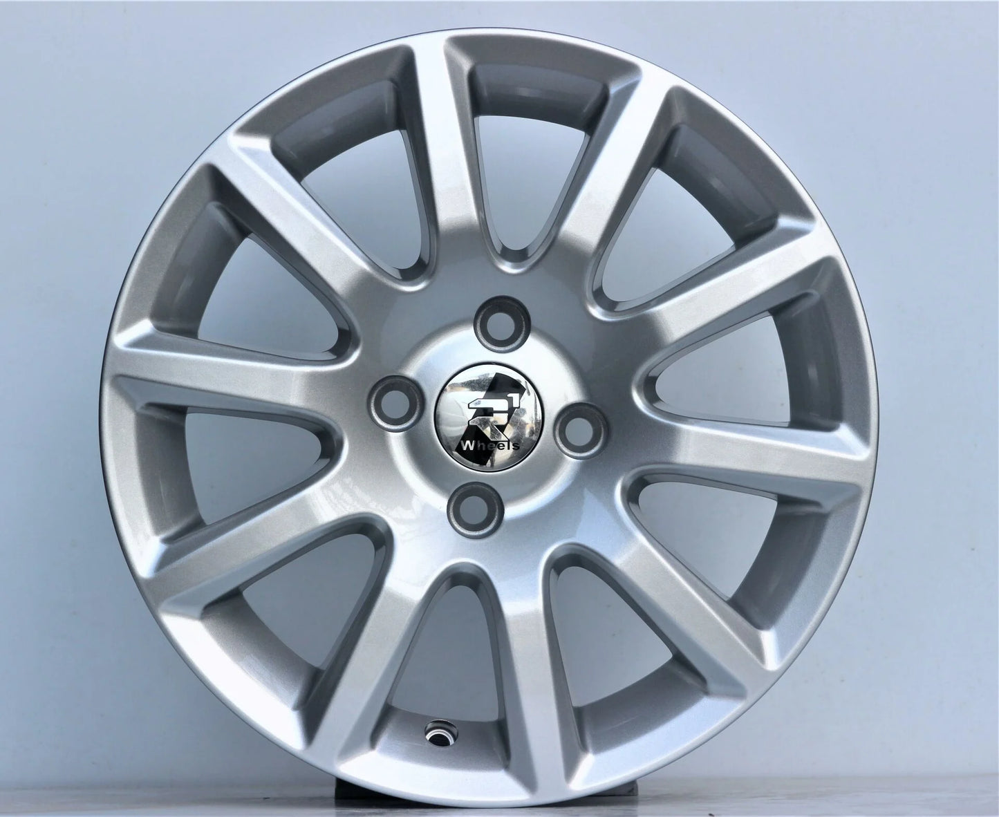 R1 Wheels 16 inç 4*100 ET35 Metalik Gri Jant Takımı (J-177) - KolayOto