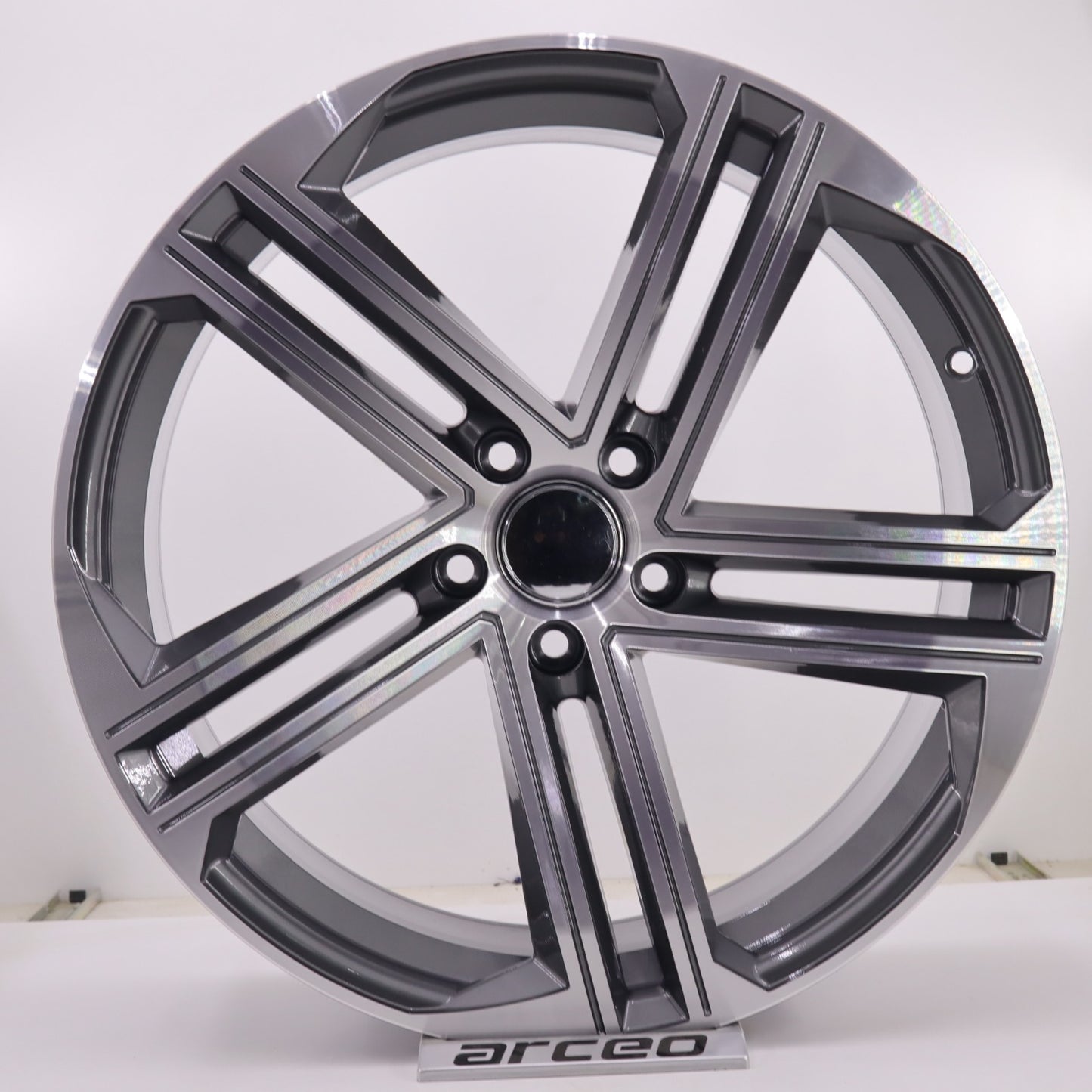 R1 Wheels 19 inç 5*112 ET30 Füme Jant Takımı (J-225) - KolayOto