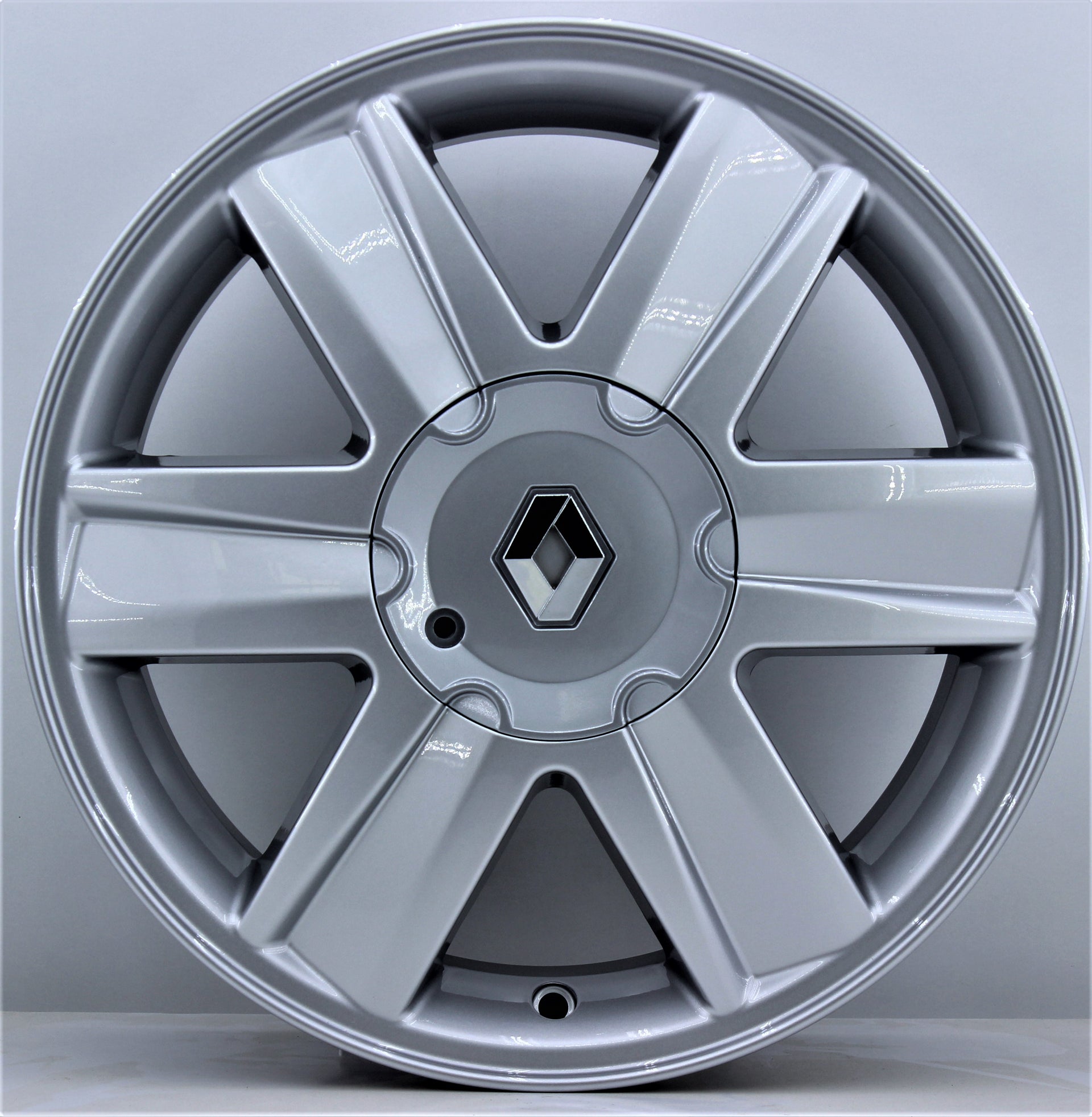 R1 Wheels 15 inç 4*100 ET35 Metalik Gri Jant Takımı (J-269) Modelleri