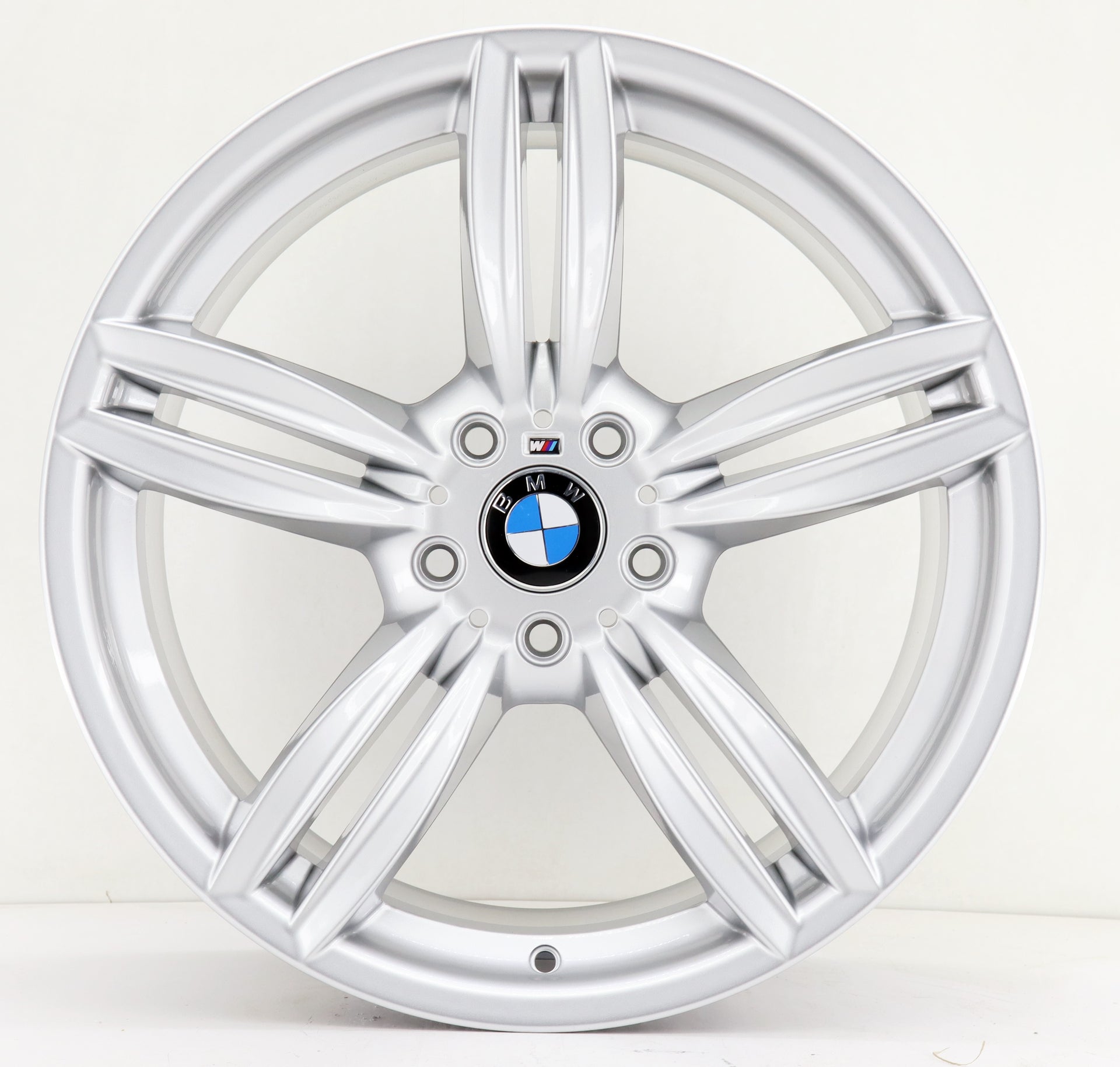 R1 Wheels 19 inç 5*120 ET33 Metalik Gri Jant Takımı (J-365) - KolayOto