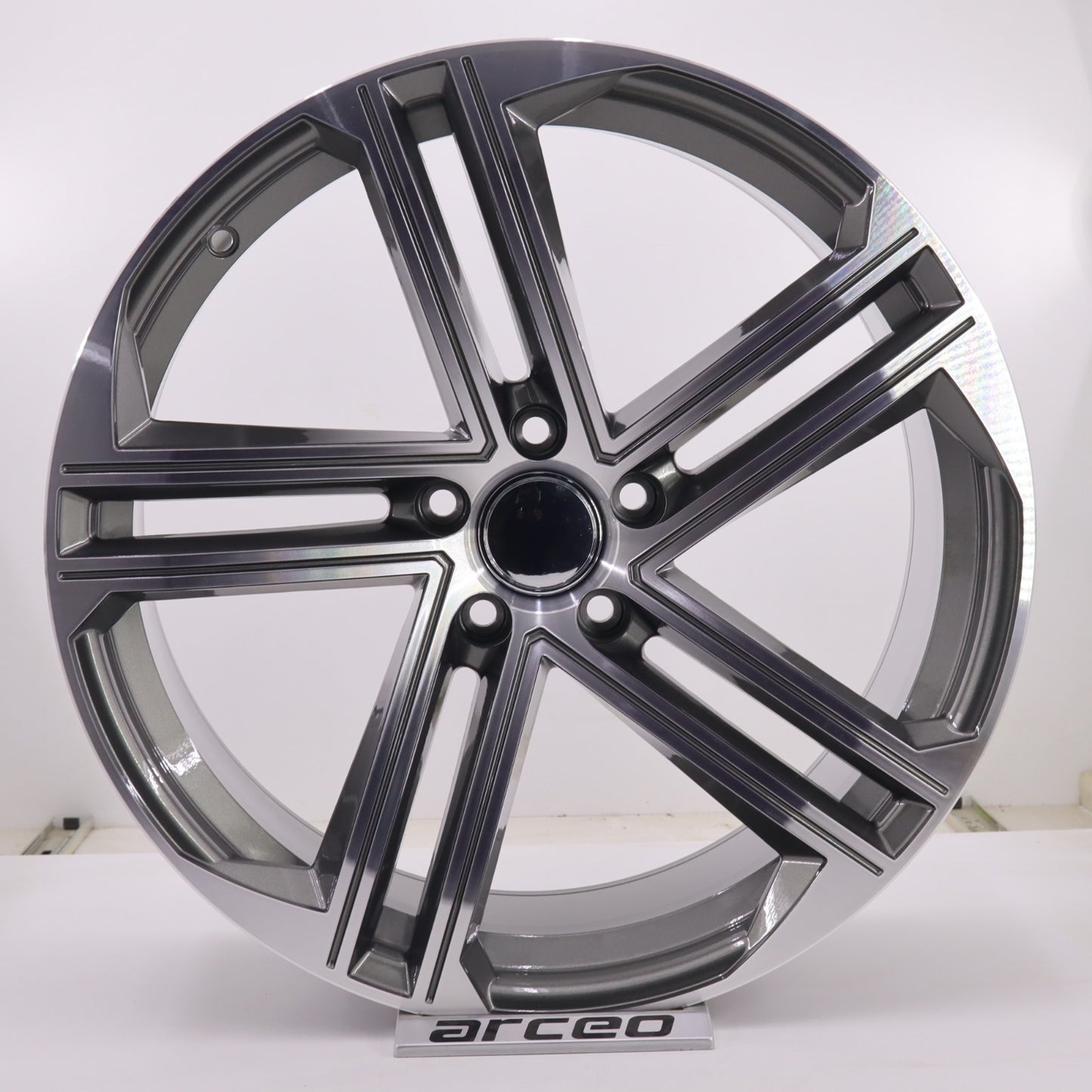 R1 Wheels 19 inç 5*112 ET30 Füme Jant Takımı (J-197) - KolayOto