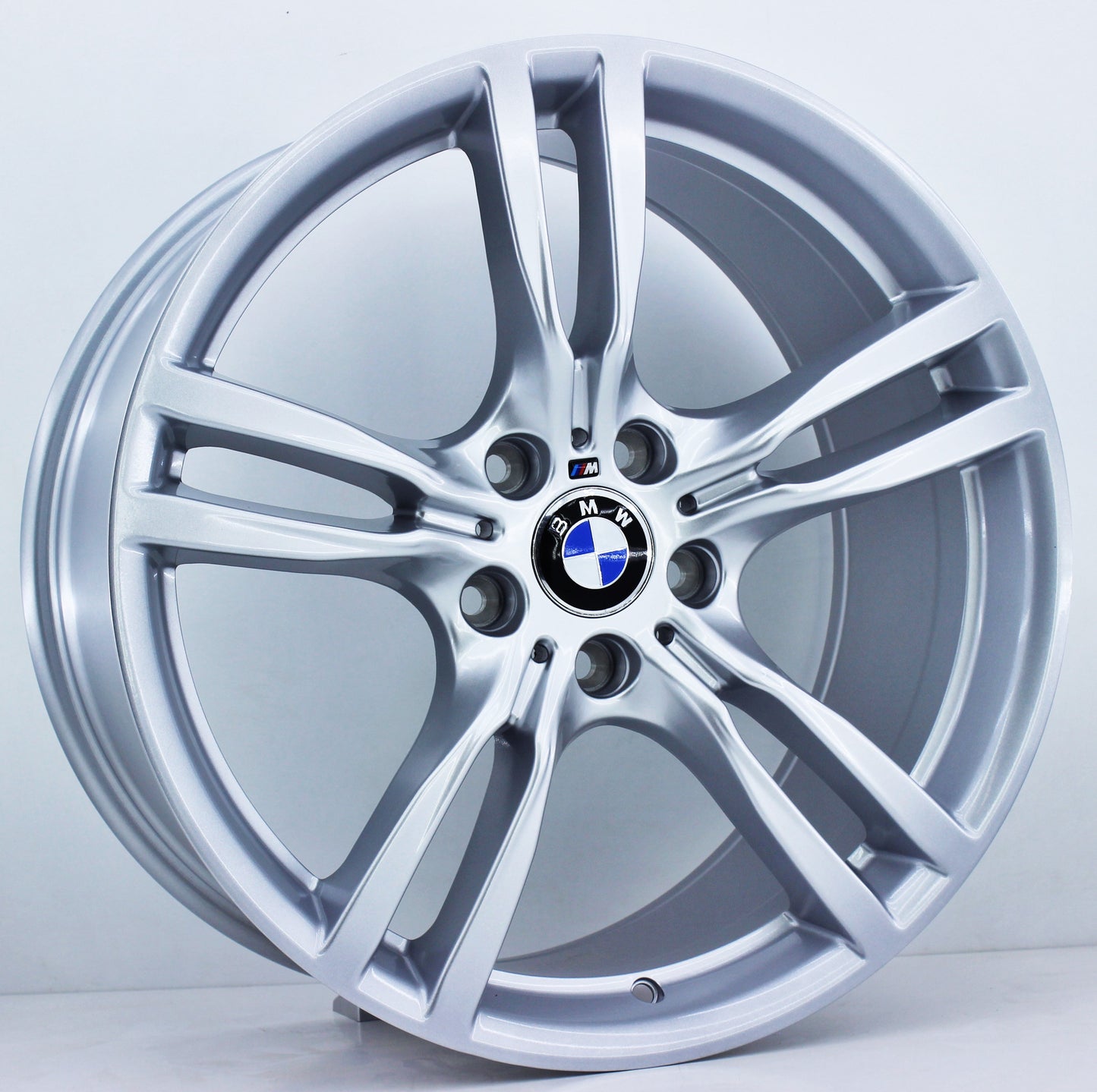 R1 Wheels 19 inç 5*120 ET35 Metalik Gri Jant Takımı (2318) - KolayOto