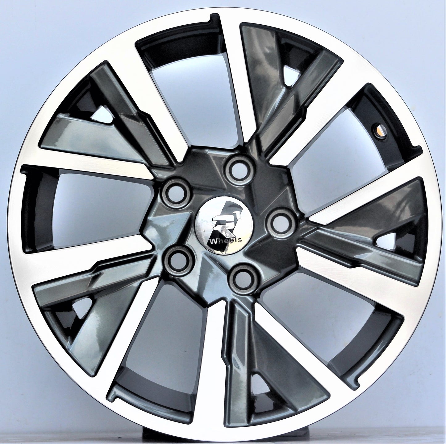 R1 Wheels 15 inç 5*112 ET35 Füme Jant Takımı (J-1145) - KolayOto