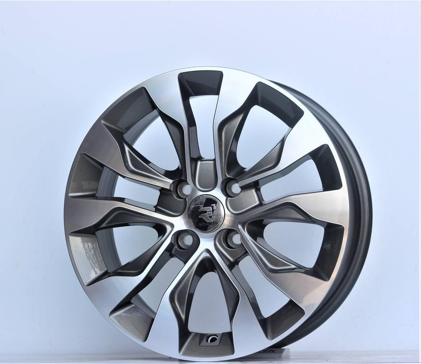 R1 Wheels 16 inç 4*100 ET38 PLP Jant Takımı (J-1300) - KolayOto