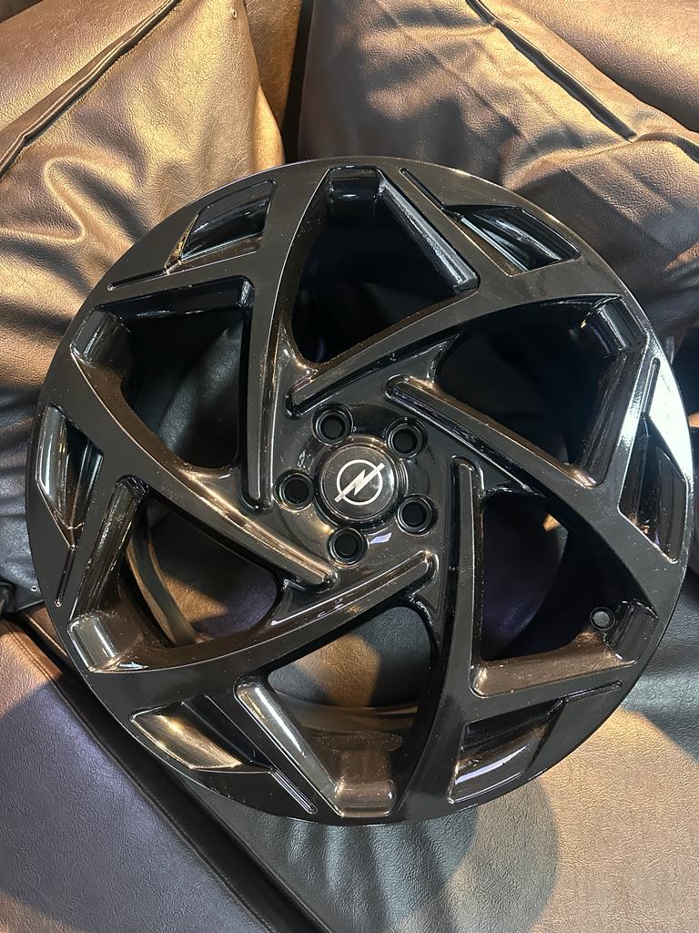 R1 Wheels 18 inç 5*105 ET45 Siyah Jant Takımı (J-987) - KolayOto