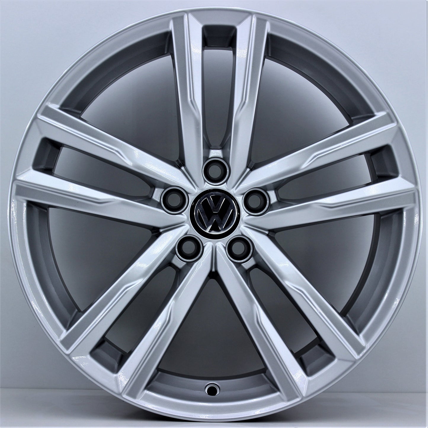 R1 Wheels 18 inç 5*112 ET42 Metalik Gri Jant Takımı (J-298) - KolayOto