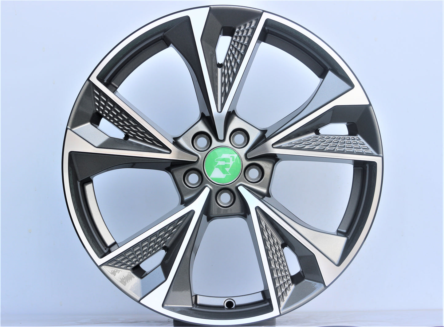 R1 Wheels 18 inç 5*100 ET38 PLP Jant Takımı (J-1402) - KolayOto