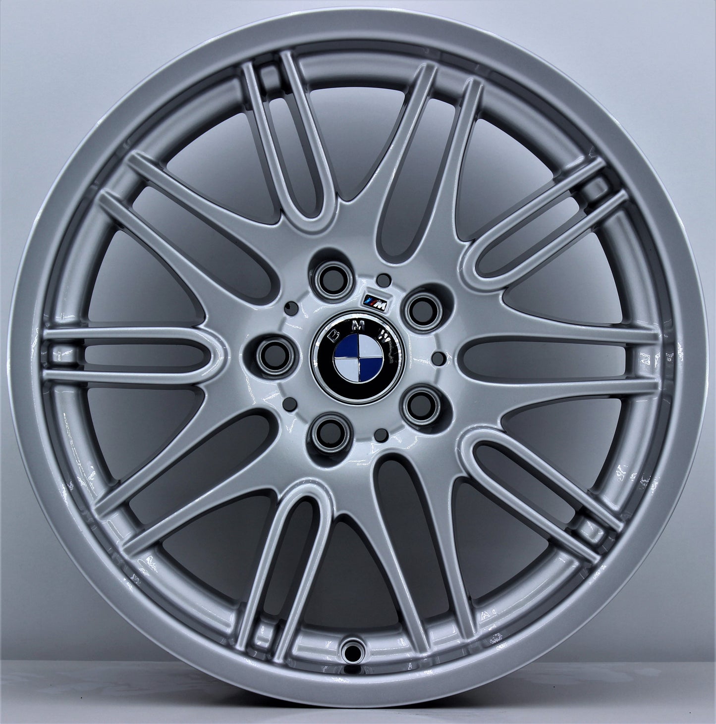 R1 Wheels 18 inç 5*120 ET20 Metalik Gri Jant Takımı (J-559) - KolayOto