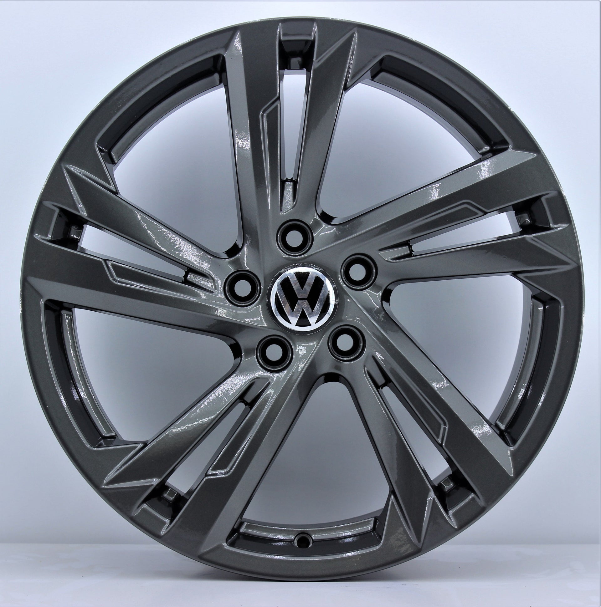 R1 Wheels 18 inç 5*112 ET40 Füme Jant Takımı (J-815) - KolayOto