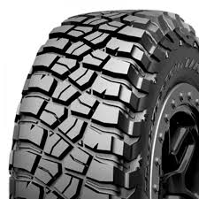BF Goodrich Mud Terrain T/A KM3 215/75R15 100/97Q