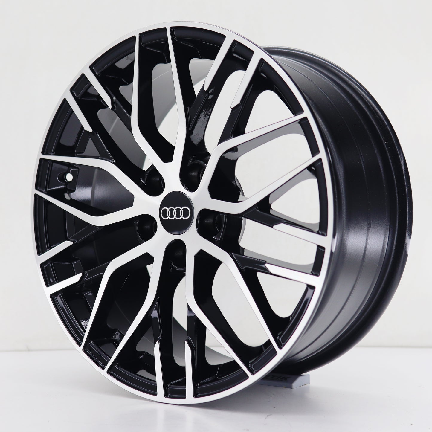 R1 Wheels 18 inç 5*112 ET35 Siyah Jant Takımı (J-981) - KolayOto