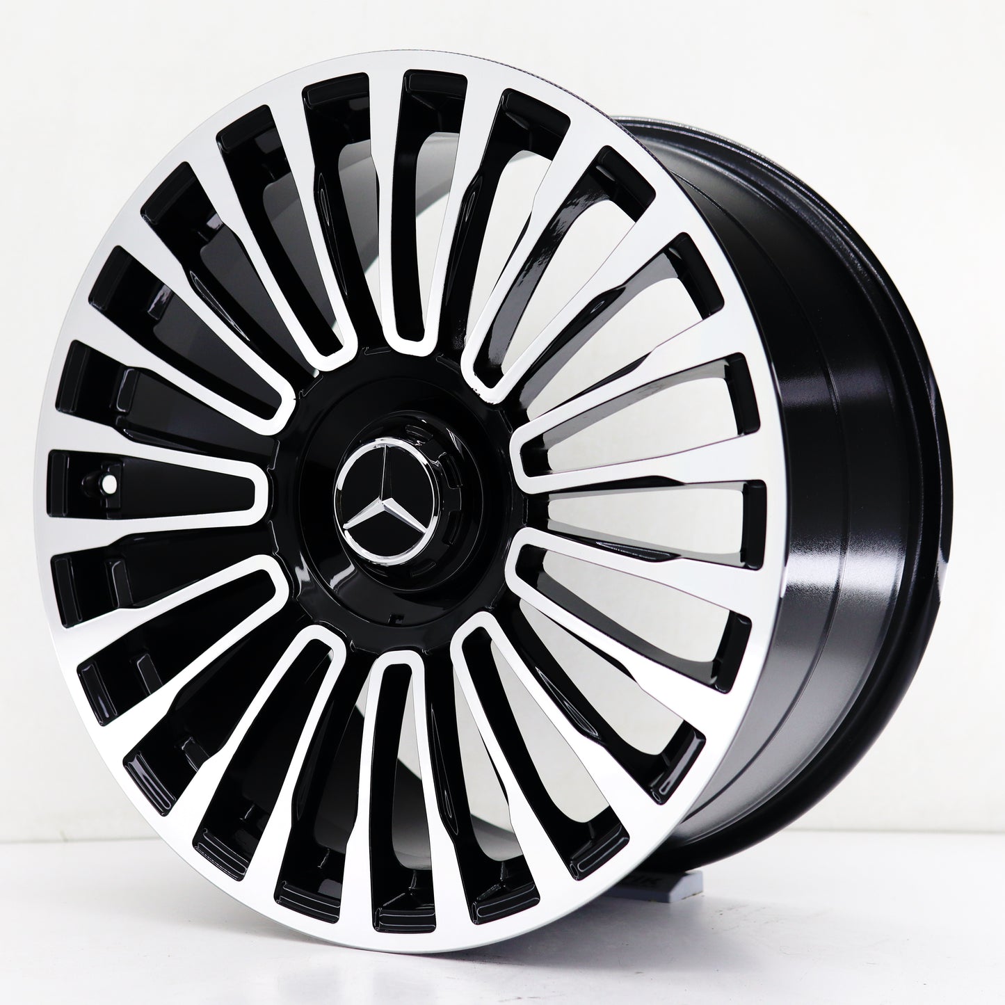 R1 Wheels 18 inç 5*112 ET49 Siyah Jant Takımı (J-743) - KolayOto