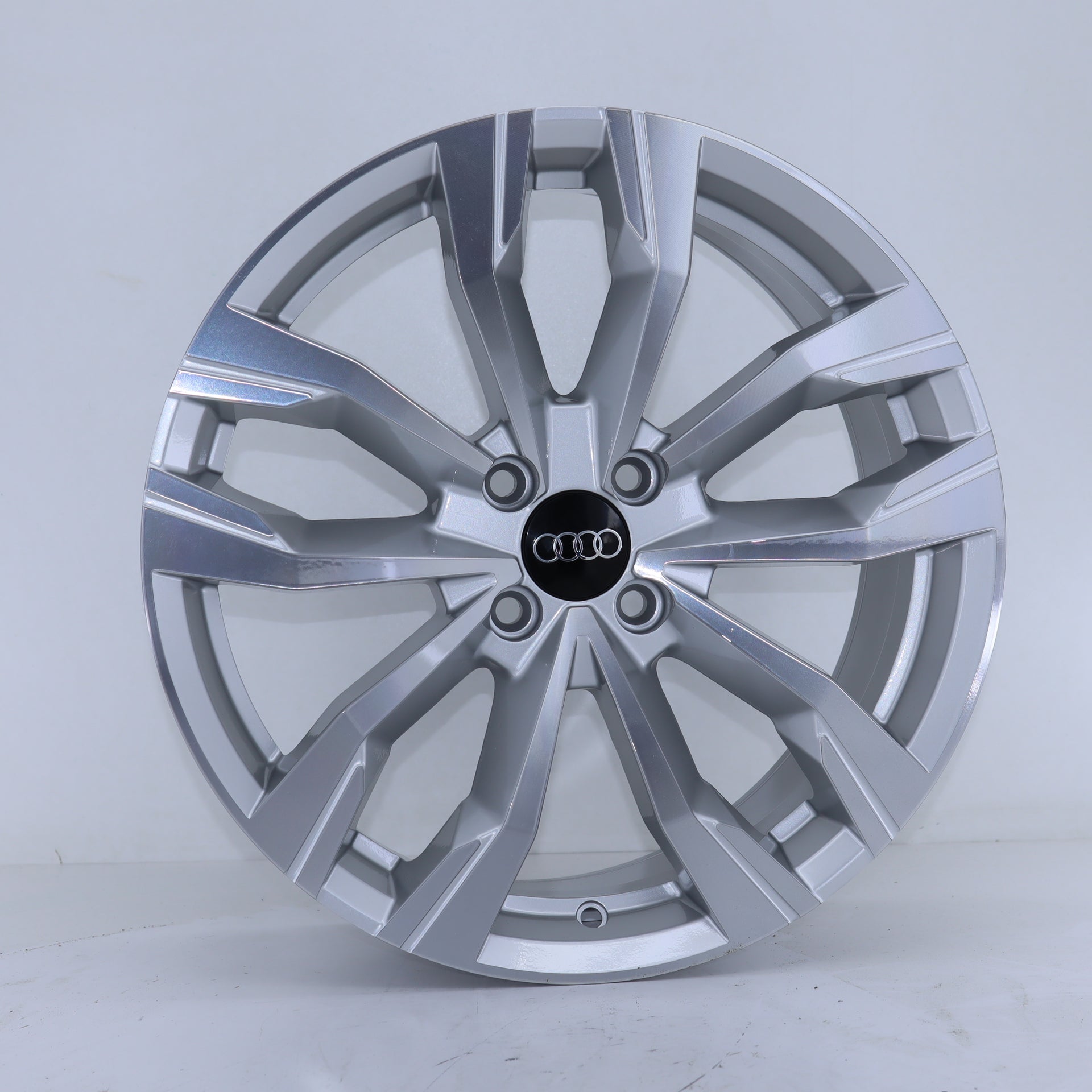 EMR 17 inç 4*100 ET40 Metalik Gri Jant Takımı (J-1967) - KolayOto