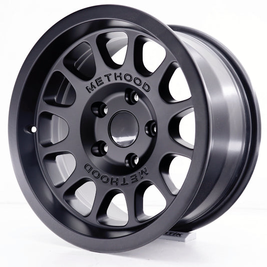 R1 Wheels 16 inç 6*139.7 ET-25 Mat Siyah Jant Takımı (J-3677)