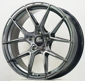 R1 Wheels 19 inç 5*114.3 ET38 Siyah Jant Takımı (J-4418)