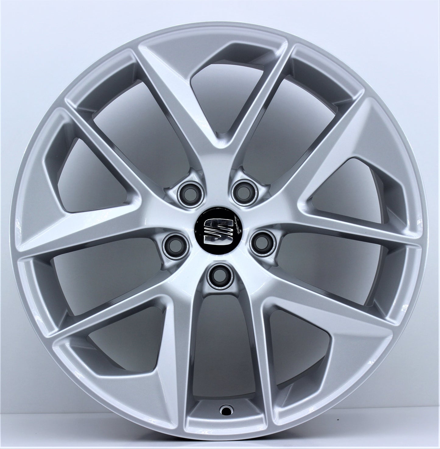 R1 Wheels 18 inç 5*112 ET35 Metalik Gri Jant Takımı (J-306) - KolayOto