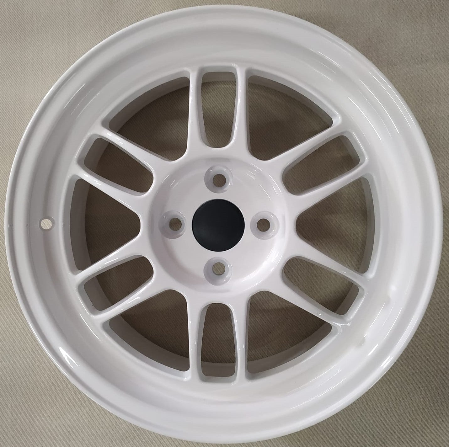 R1 Wheels 17 inç 4*108 ET25 Beyaz Jant Takımı (J-3430) - KolayOto