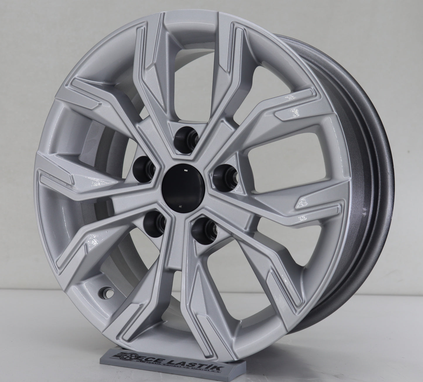 R1 Wheels 15 inç 5*114.3 ET35 Metalik Gri Jant Takımı (J-1046) - KolayOto