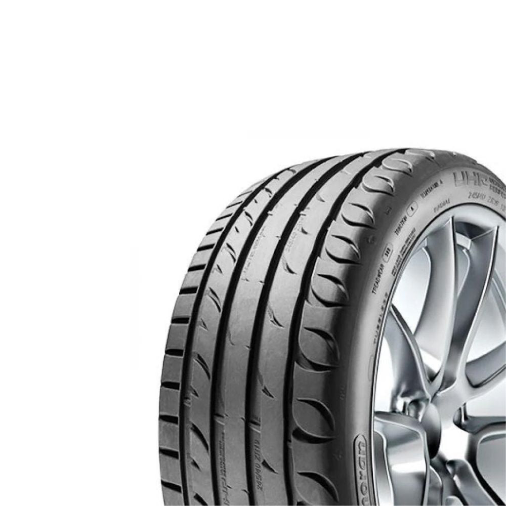 Kormoran Ultra High Performance 215/60R17 96H - KolayOto