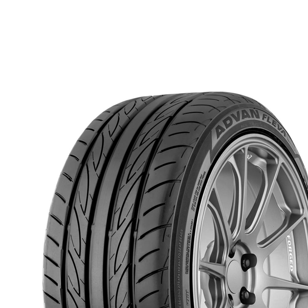 Yokohama Advan Fleva V701 235/35R19 91W XL Lastiği