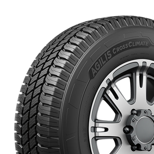 Michelin Agilis CrossClimate 205/70R15C 106/104R - KolayOto